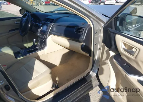 2015 Toyota Camry Hybrid Le из США, поврежденный, VIN 4T1BD1FK1FU172224